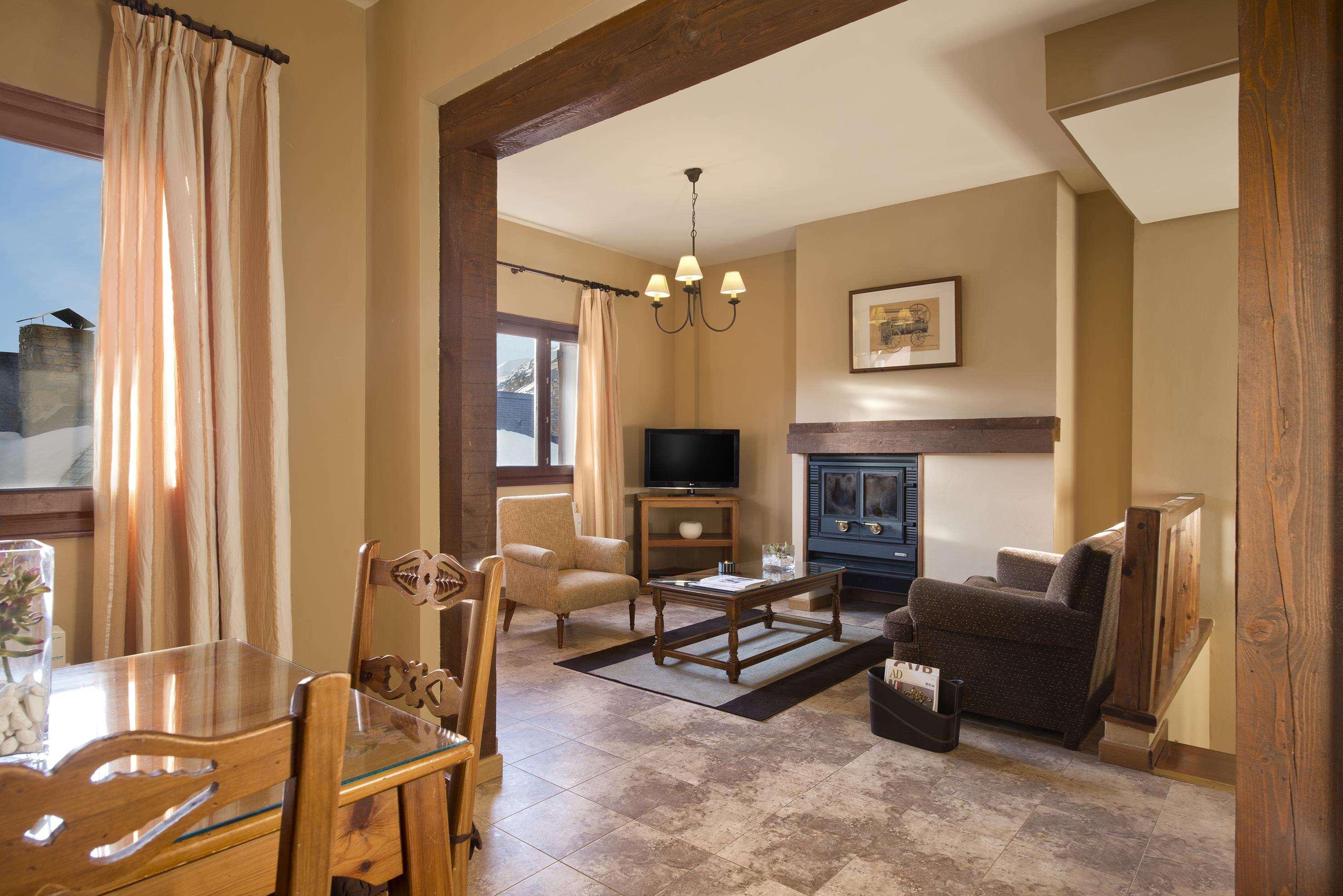 Apartamentos Blanheu Baqueira Beret Extérieur photo